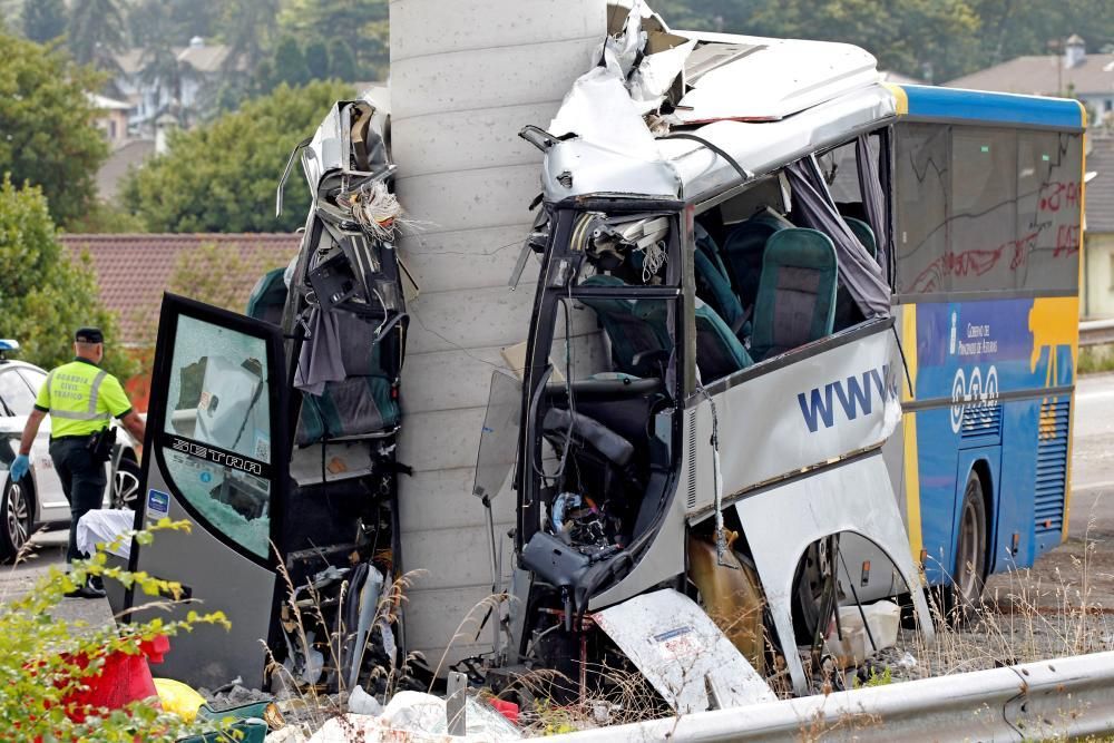 Accidente brutal de autobús en Avilés