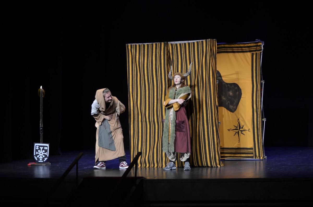 La obra "Vikings" en el Teatro Reina Sofía.