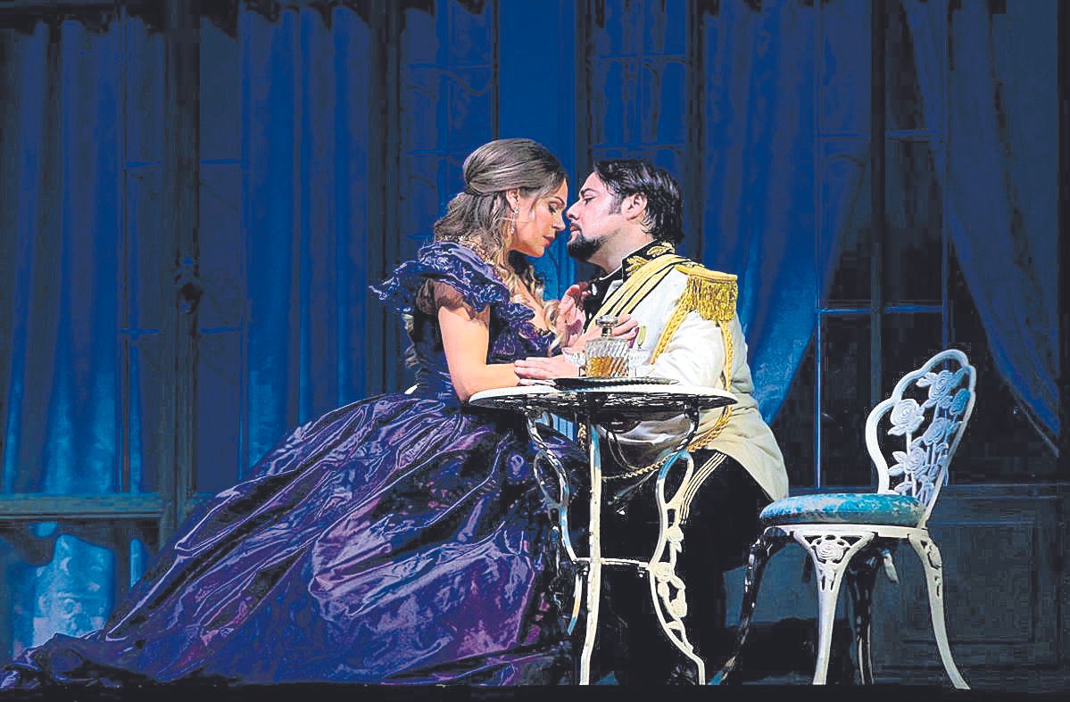 Kristine Opolais y Luciano Ganci durante la representación de la producción en el Teatro Comunale de Bolonia.