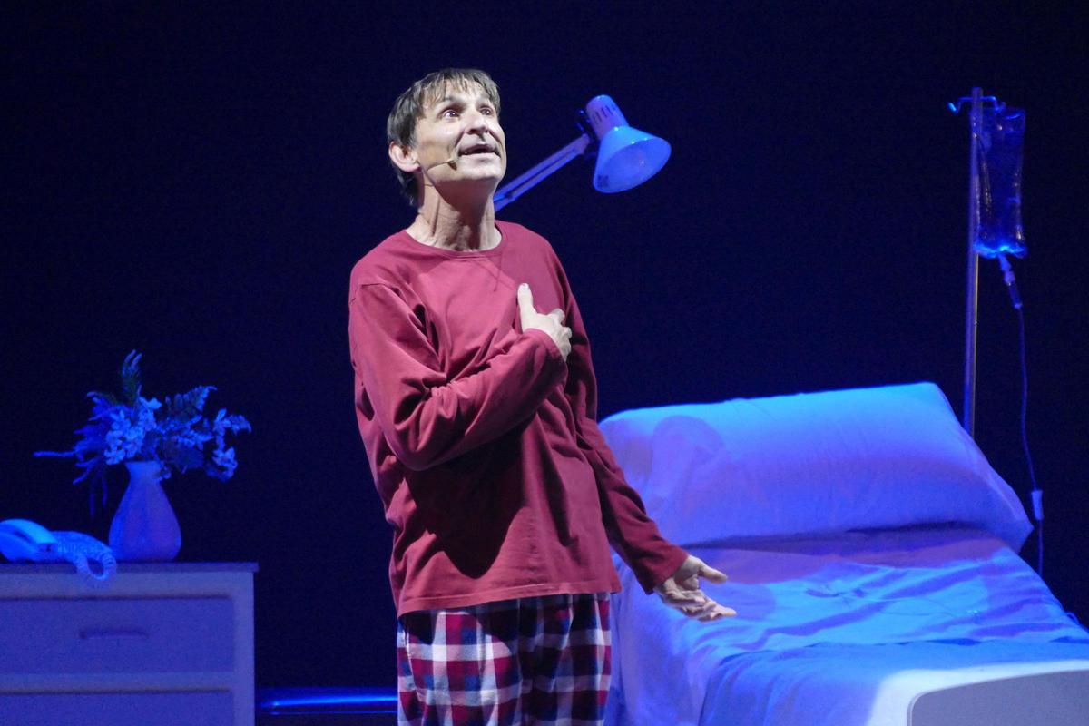 EN IMATGES | Albert Pla i Peyu omplen de rialles el Teatre Municipal El Jardí de Figueres amb 'Hamlet'