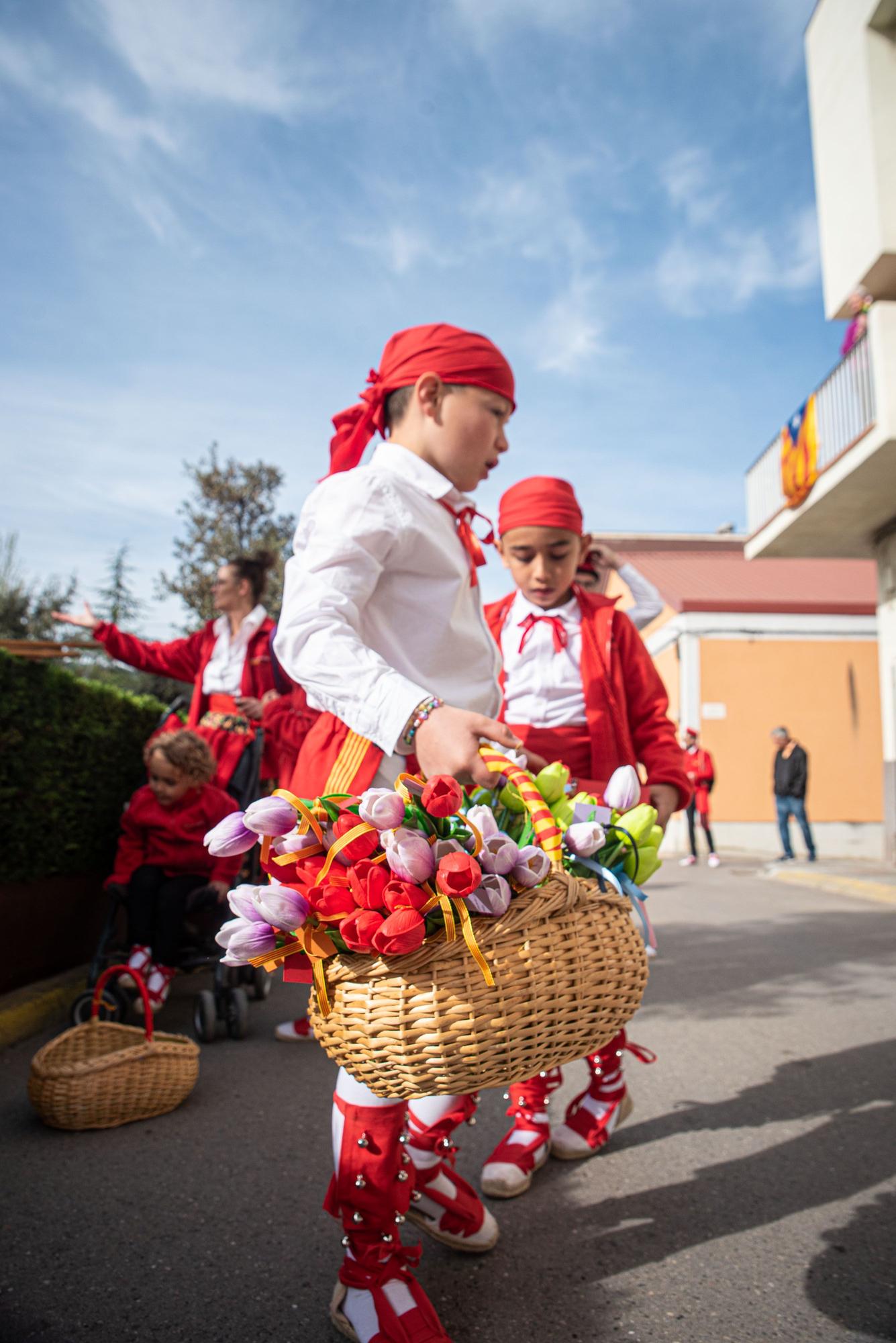 La tradició de les caramelles de Callús està més viva que mai