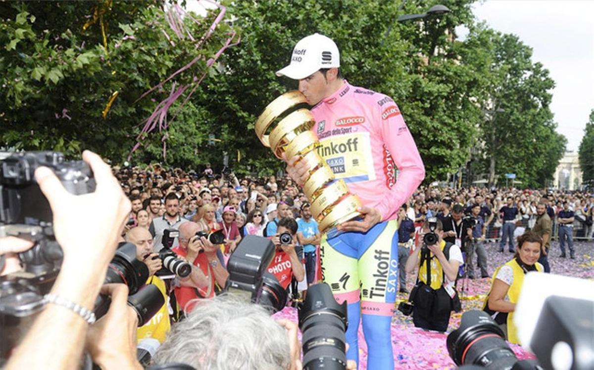 Contador, criticado en Francia