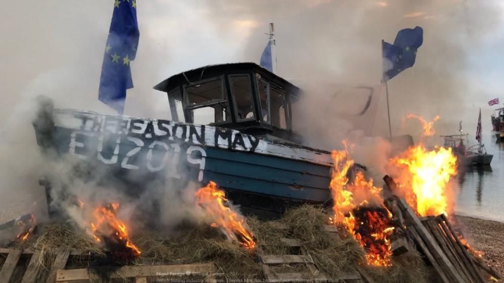 Docenas de buques de bandera británica han clamado contra la extensión del periodo transitorio hasta 2021