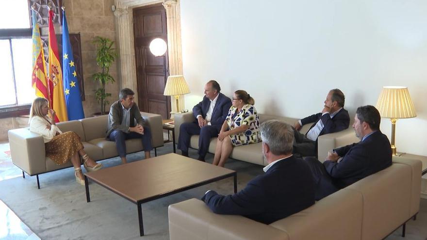 Mazón se reúne con los presidentes de las Cámaras de Comercio de la Comunitat Valenciana