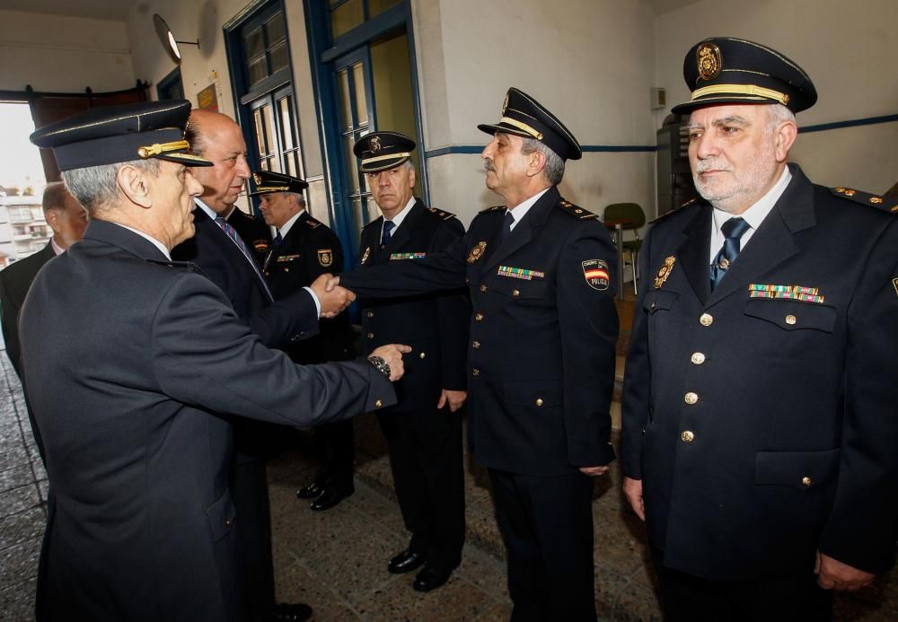 Visita del director general de la Policía a las instalaciones de Buenavista.