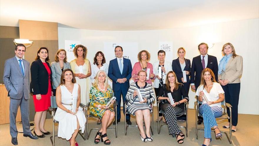 caixabank lanza el premio mujer empresaria 2019