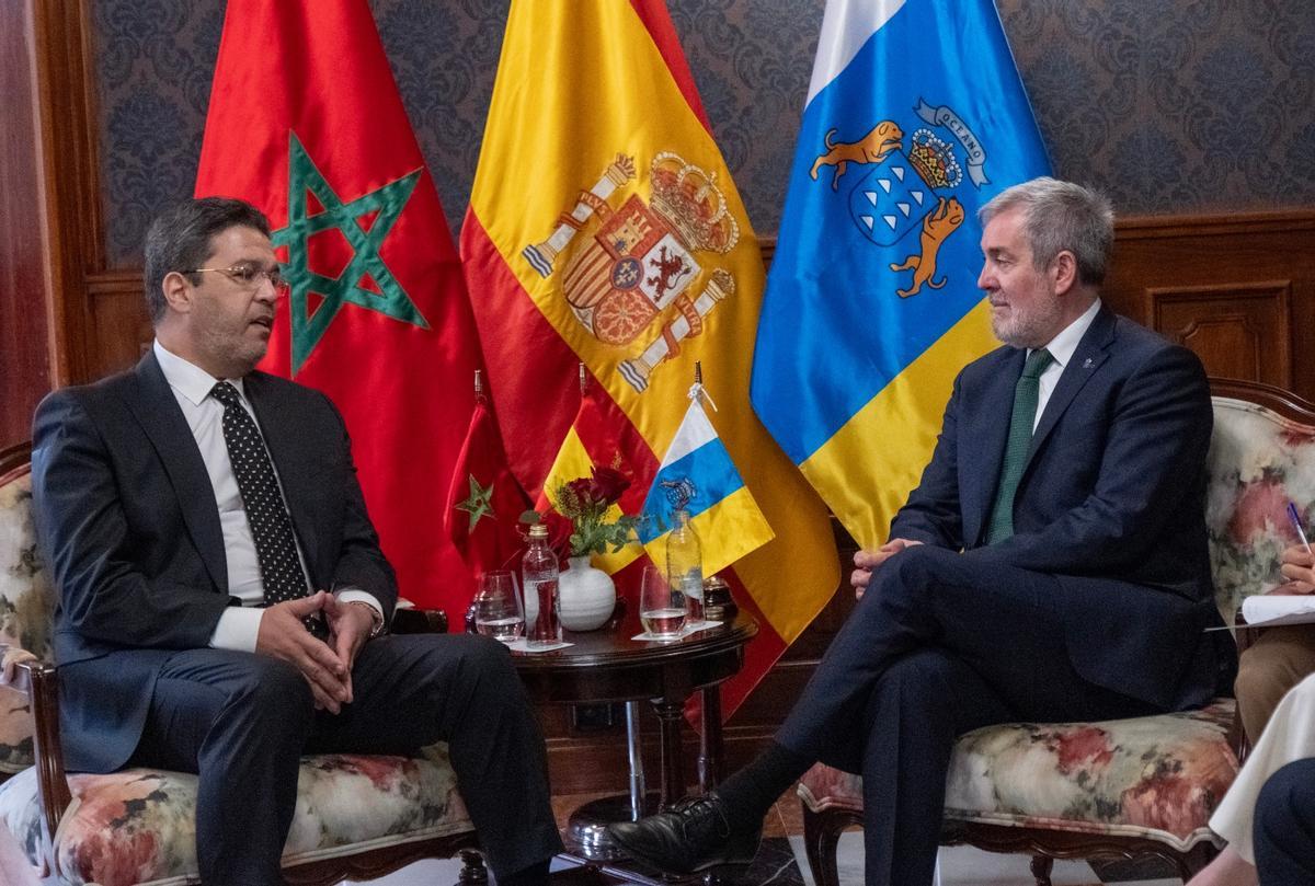 El presidente del Consejo Regional de Souss Massa, Karim Achengli junto con el presidente de Canarias, Fernando Clavijo.