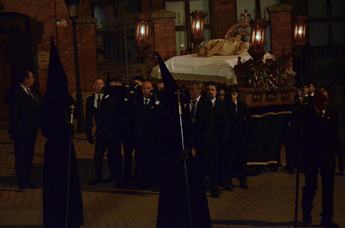 La Procesión de las Tinieblas de Benavente, en imágenes