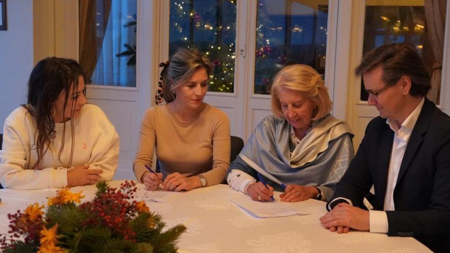 Firma del convenio. |  LOC