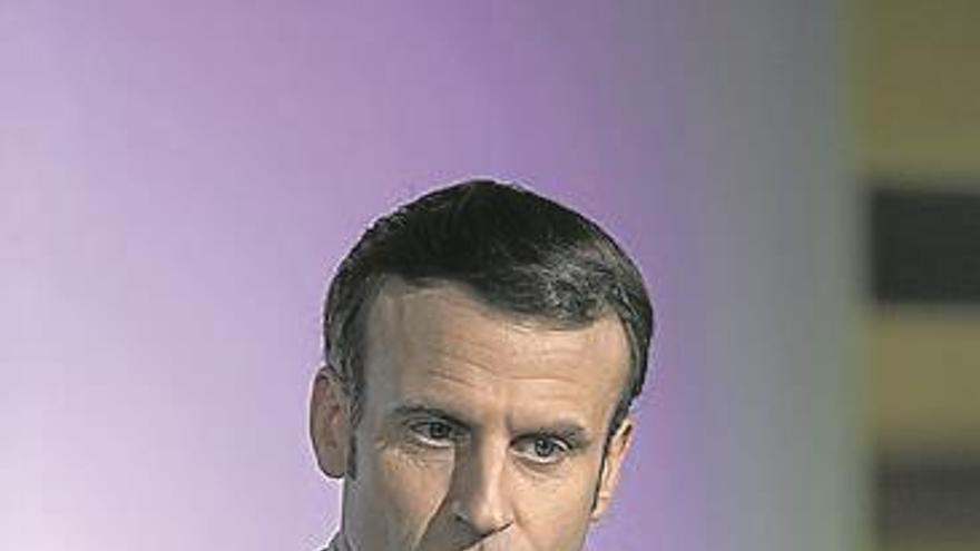Macron sacará por decreto la reforma de las pensiones