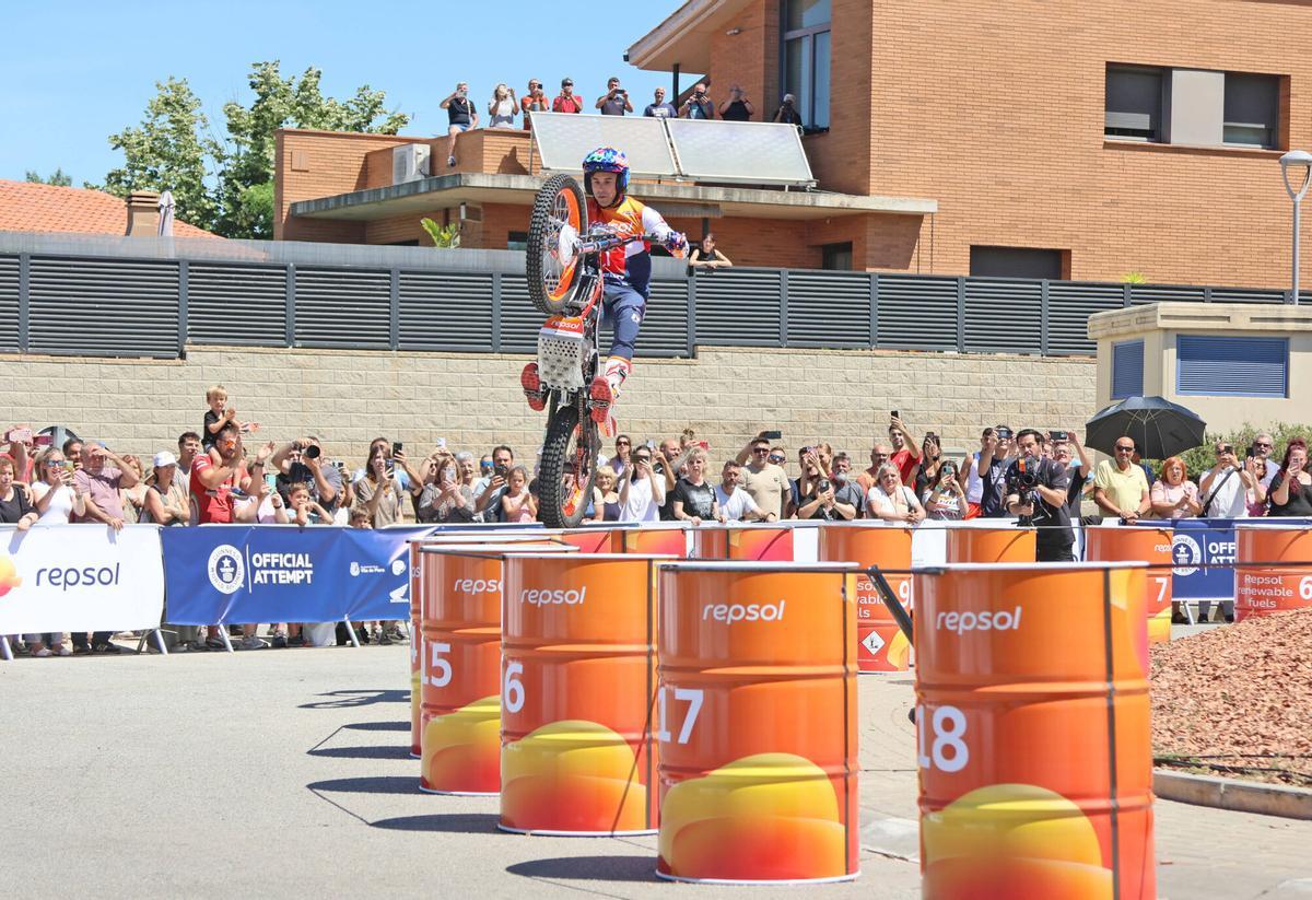 Totes les fotos de Toni Bou establint un nou Rècord Guinness a la seva rotonda de Piera
