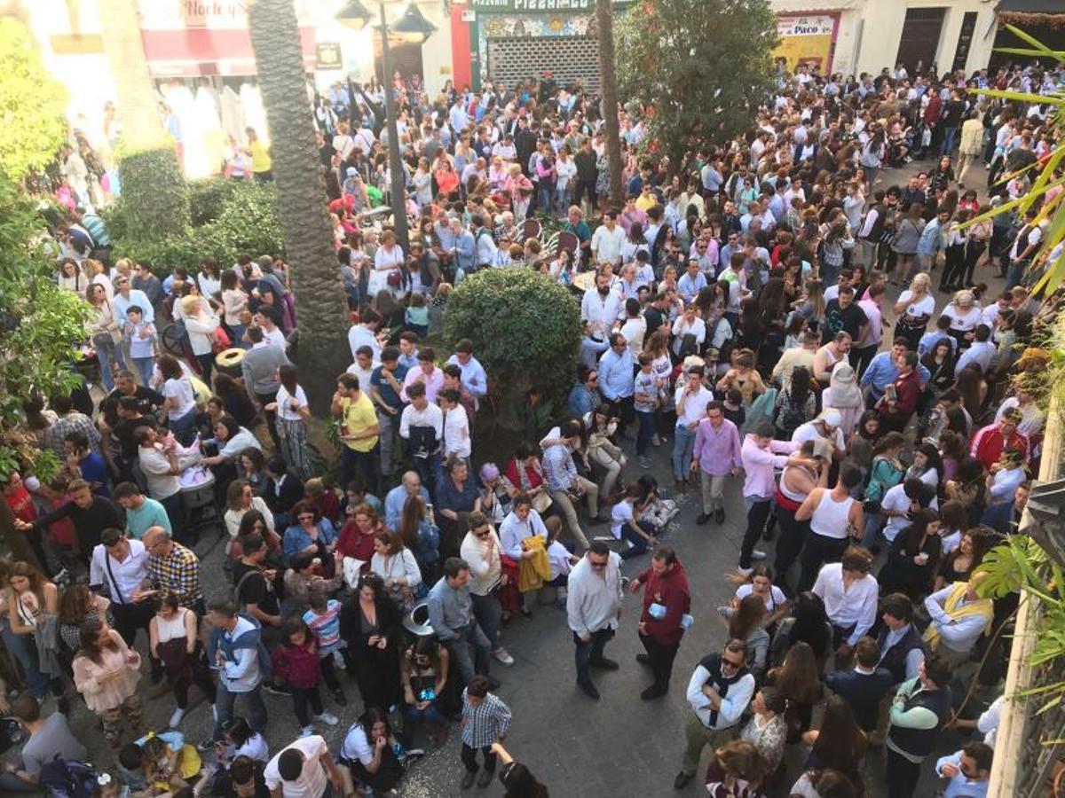 Lunes Santo primaveral para albergar una simbiosis de marchas y silencio