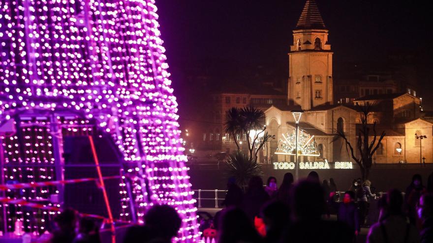 Gijón enciendes sus luces de Navidad