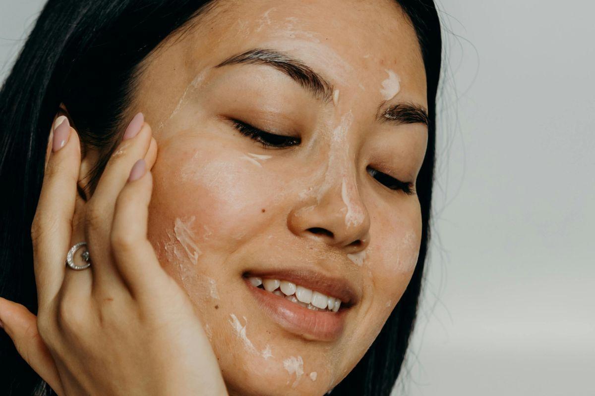 Las mejores cremas antiedad según la ocu