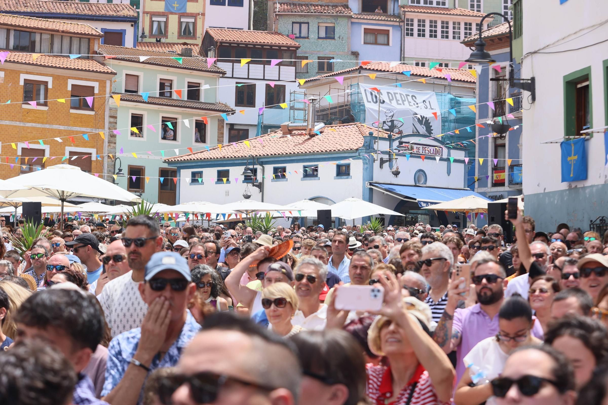 EN IMÁGENES: así fue el día de L'Amuravela en Cudillero