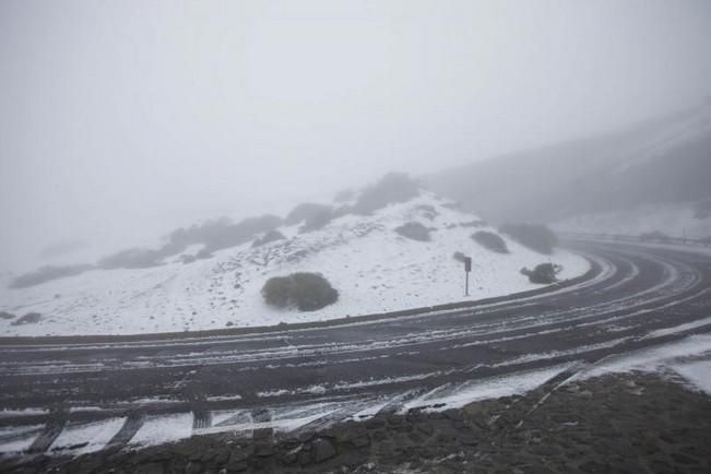 Nieve en el Teide, marzo 2016