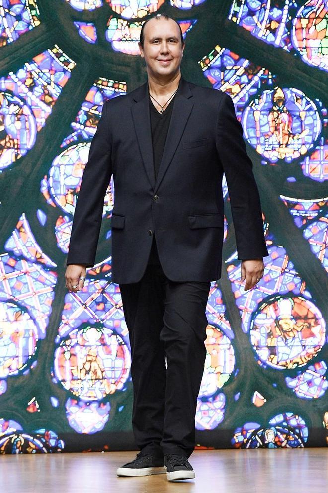 Tony Ward