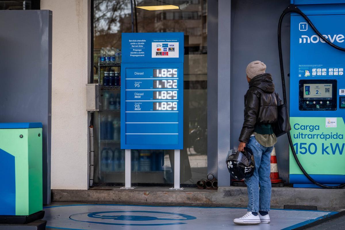 "La rebaja de los carburantes no ayuda a quien lo necesita sino a quien más consume"