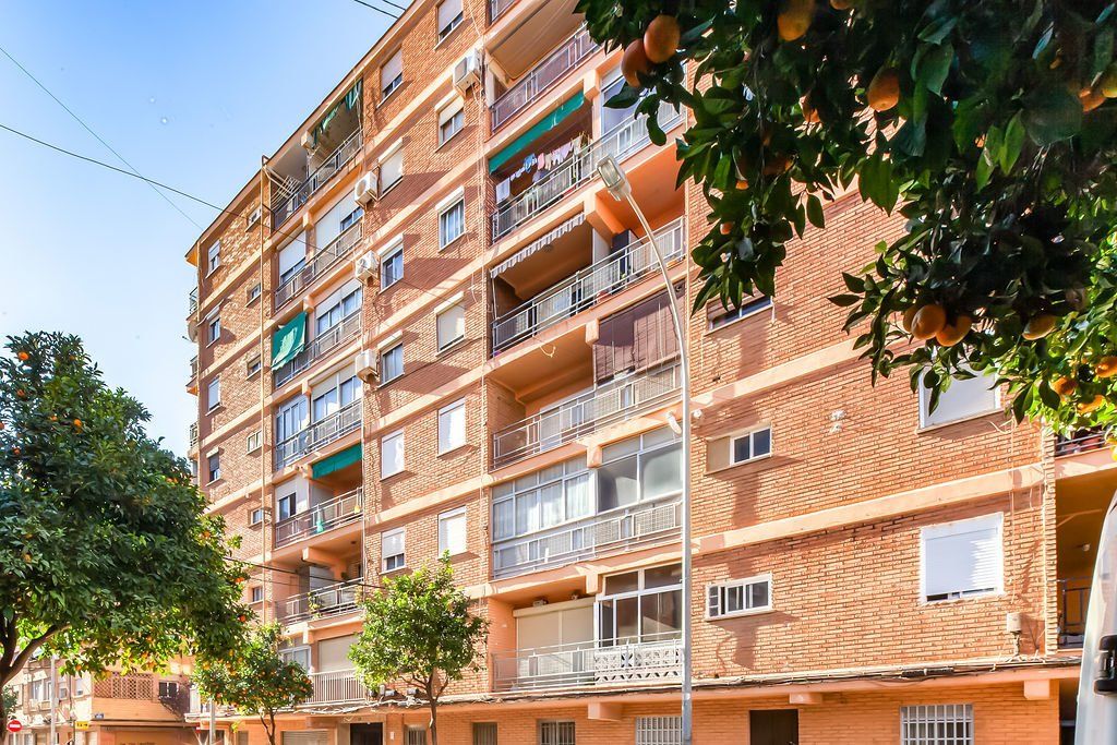 Piso a la venta en la calle Fray Francisco Cabezas por 85.900€