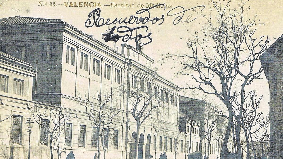 La Facultad de Medicina, en la calle Guillem de Castro, en 1918.