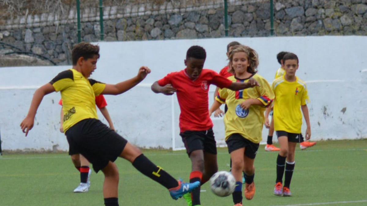 La Federación de Fútbol de Las Palmas aplaza los partidos programados para el fin de semana