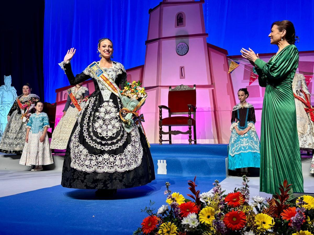 Galería: Almassora corona a Martina Caparrós como reina de las fiestas y refuerza la seguridad para Santa Quitèria