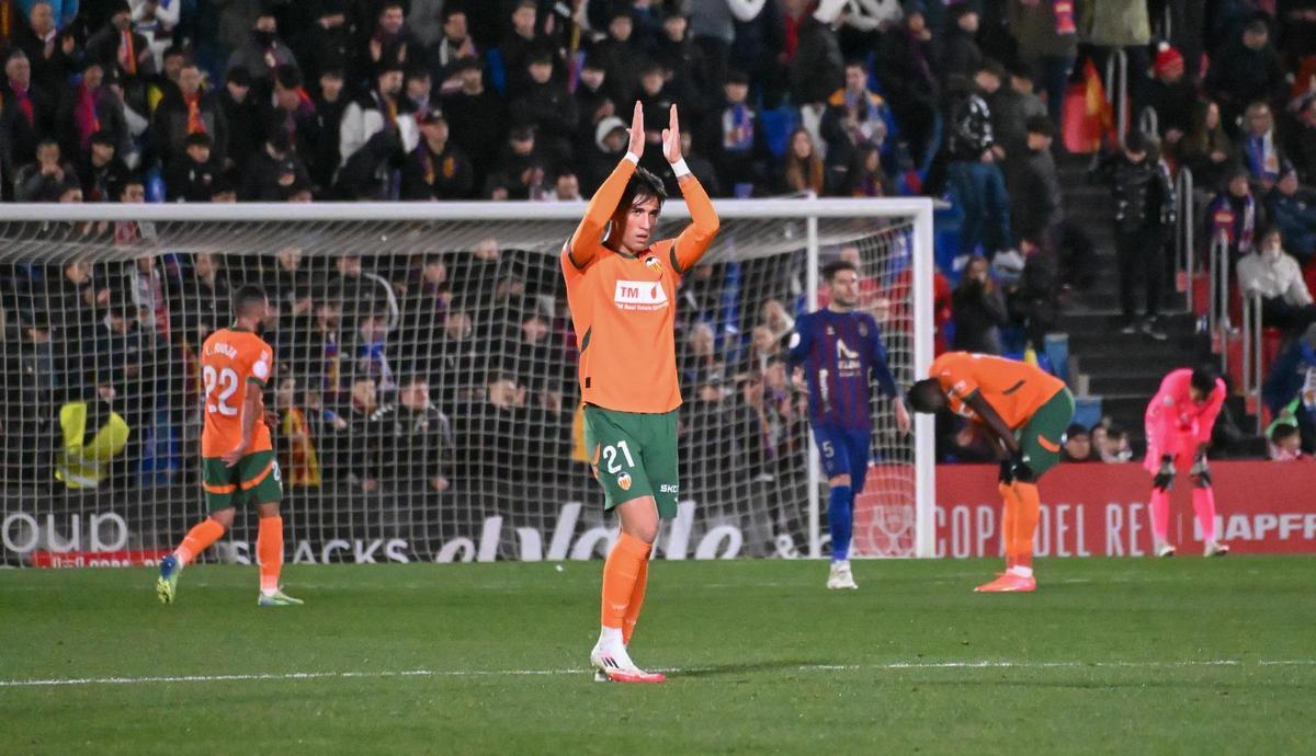 El Eldense cae eliminado de la Copa del Rey frente al Valencia (0-2)