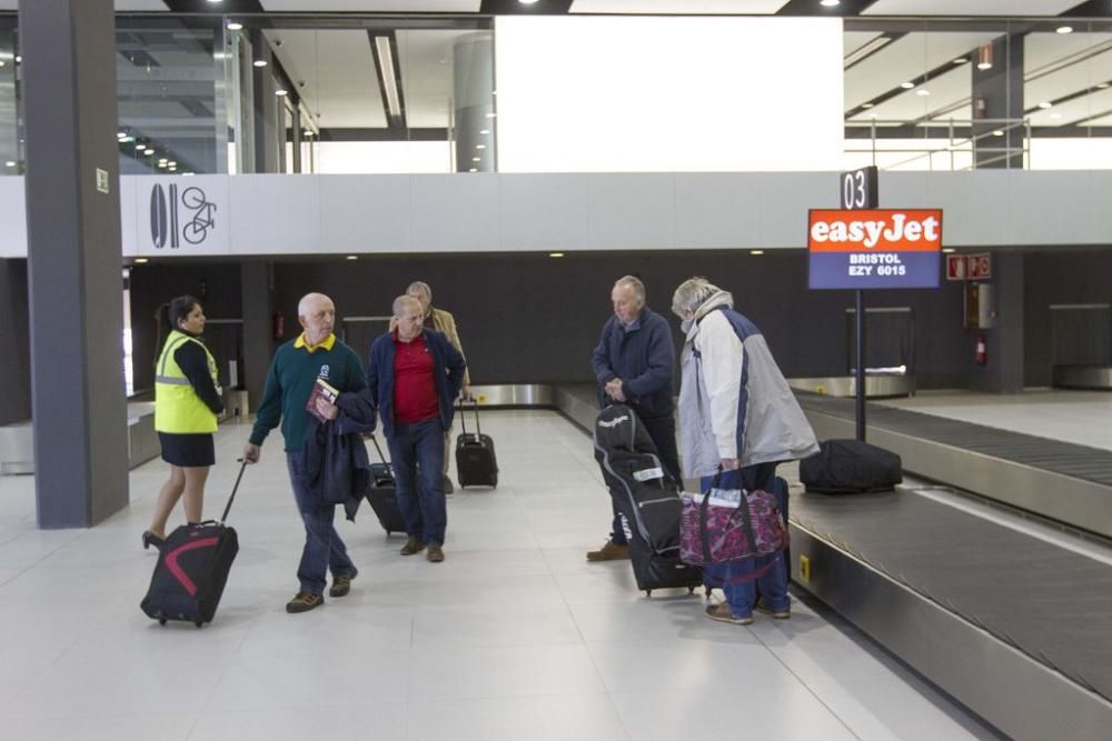 El aeropuerto de Corvera cobra vida