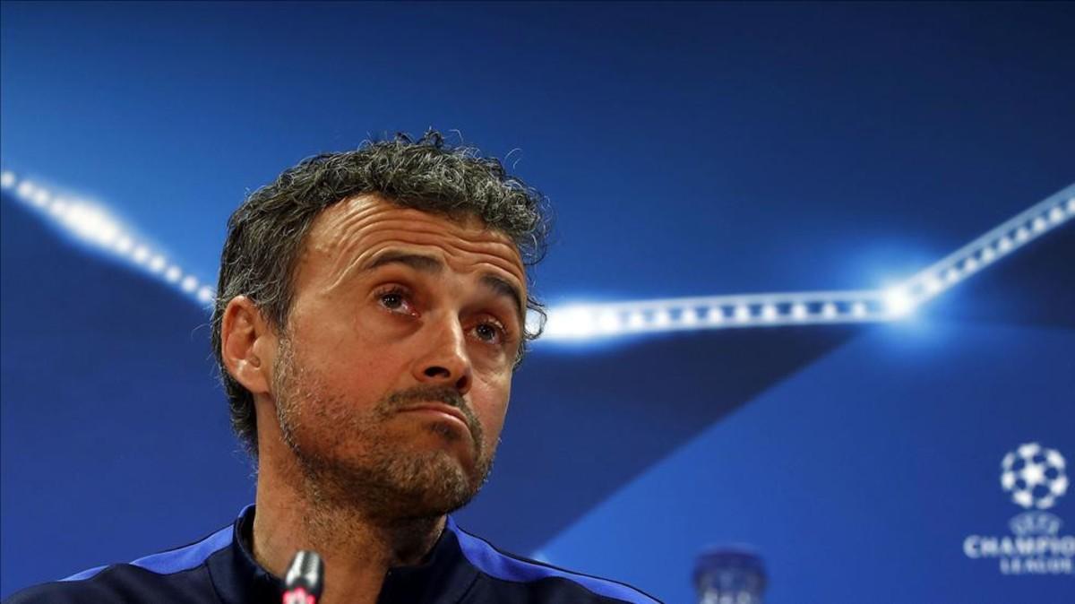 Luis Enrique ha acabado con la paciencia del Chelsea tras no dar una respuesta definitiva