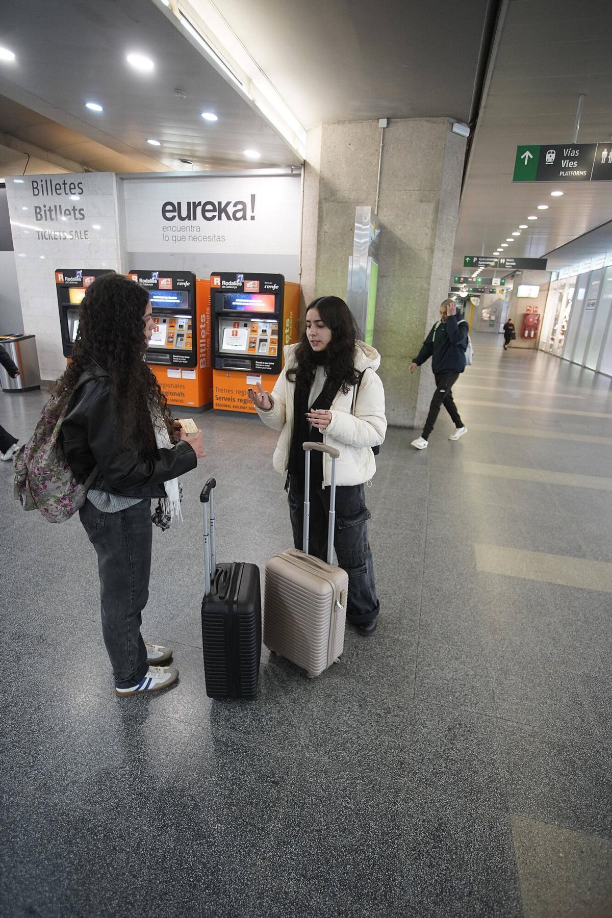Les imatges del segon dia sense Rodalies a Girona