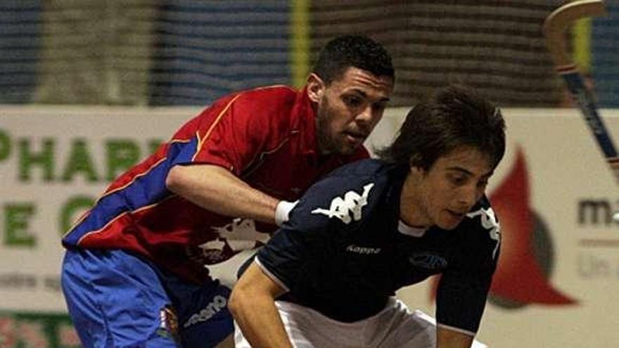 Pascual, en un partido con la selección argentina ante España. / lo