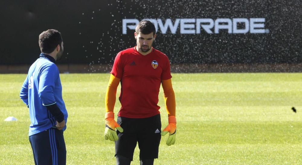 Las mejores imágenes del entrenamiento del Valencia CF