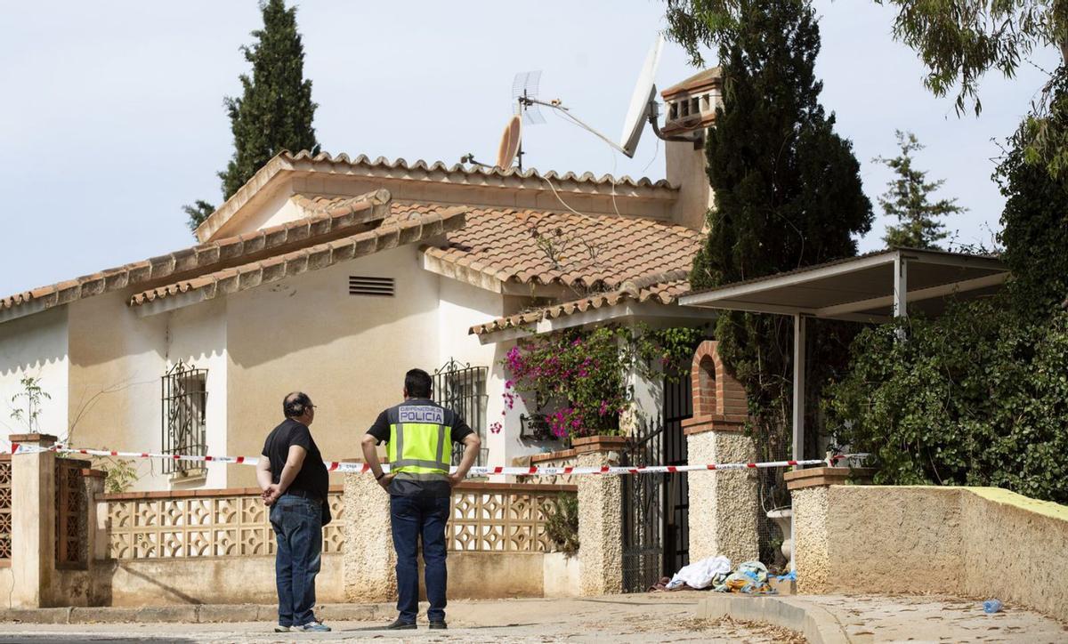 Vivienda de Benajarafe en la que fue asesinada la mujer.