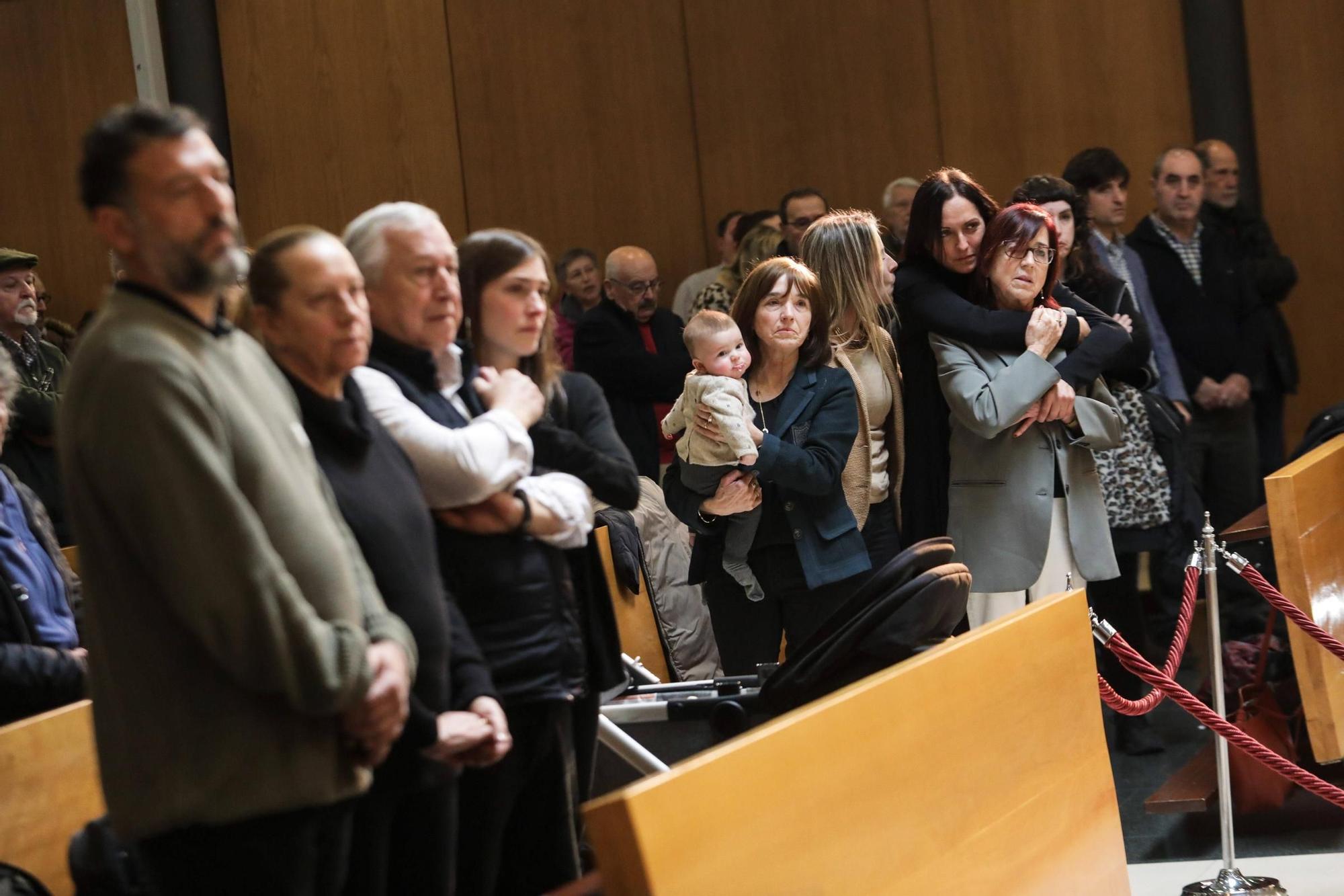 La multitudinaria despedida a José Luis Iglesias, en imágenes