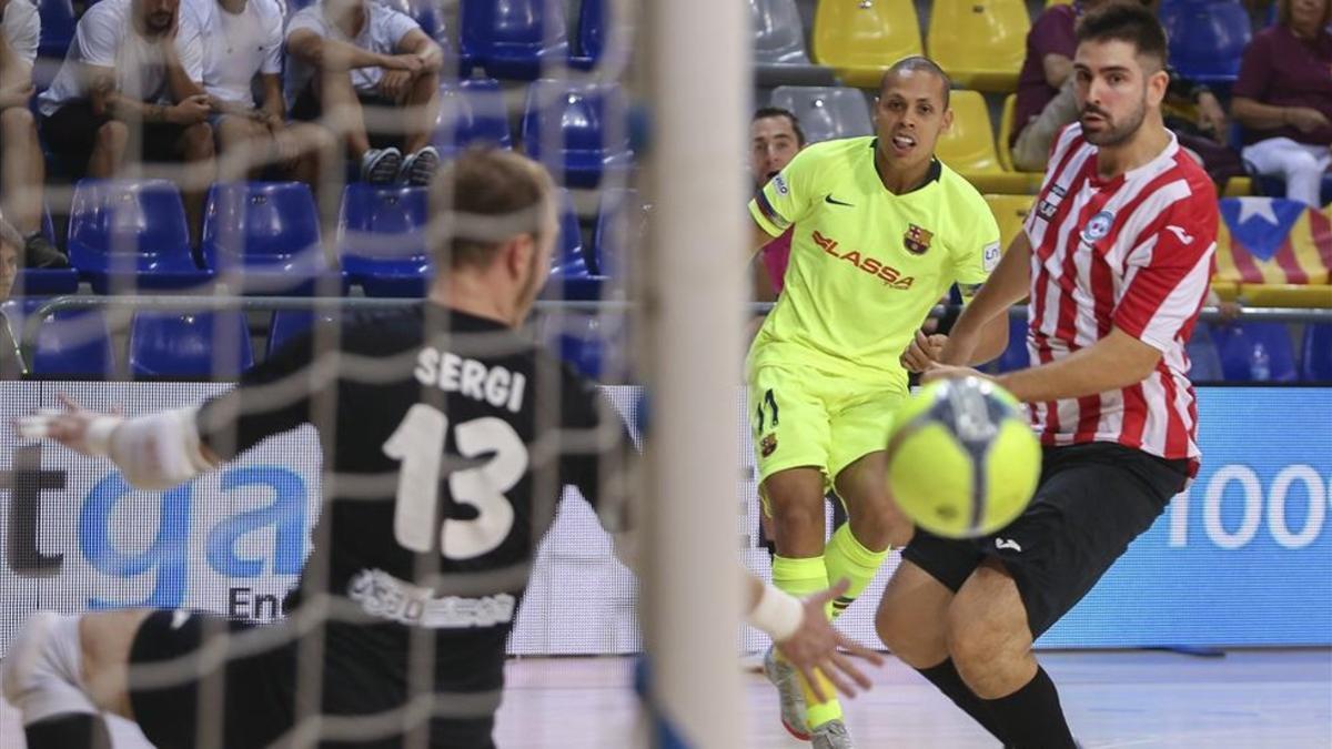 Ferrao colaboró con un gol al triunfo azulgrana