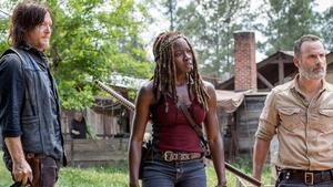 Norman Reedus, Danai Gurira y Andrew Lincoln, en el primer episodio de la novena temporada de The Walking Dead.