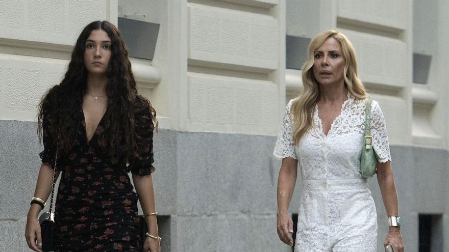 MARTA SÁNCHEZ Y SU HIJA PAULA - EUROPA PRESS 