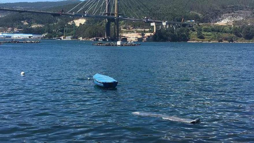 Cae al mar parte de una lona protectora de una dovela de Rande