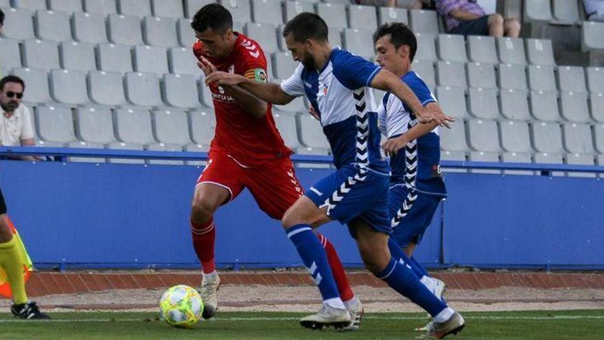 Cubillas y Javi Serra, novedades del Castellón ante el Espanyol B (0-0)