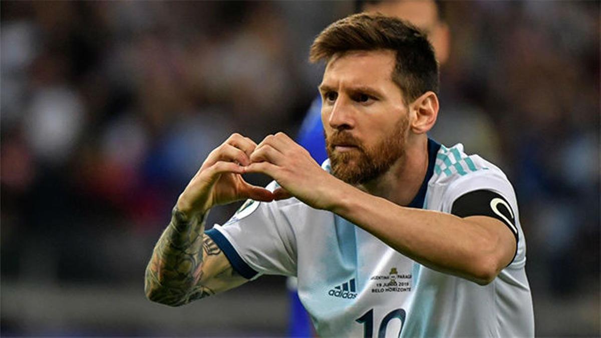 Messi salvó un punto para una discreta Argentina