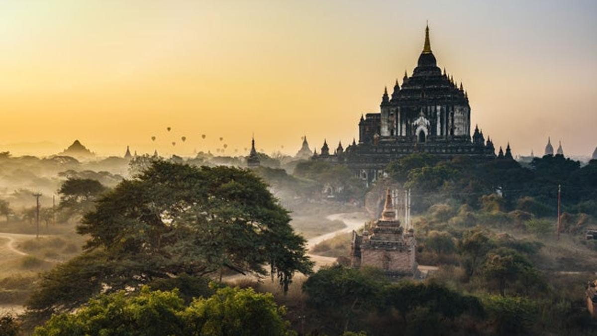 Templo de Thatbyinnyu, Bagan, Myanmar