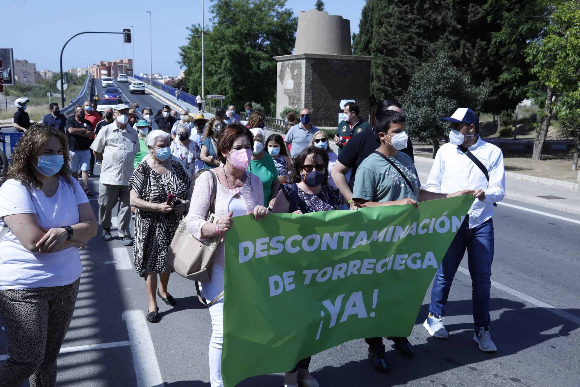 Protesta en Torreciega por la descontaminación del suelo