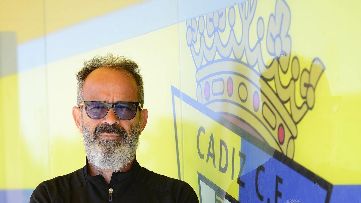 Álvaro Cervera, en su etapa como entrenador del Cádiz.