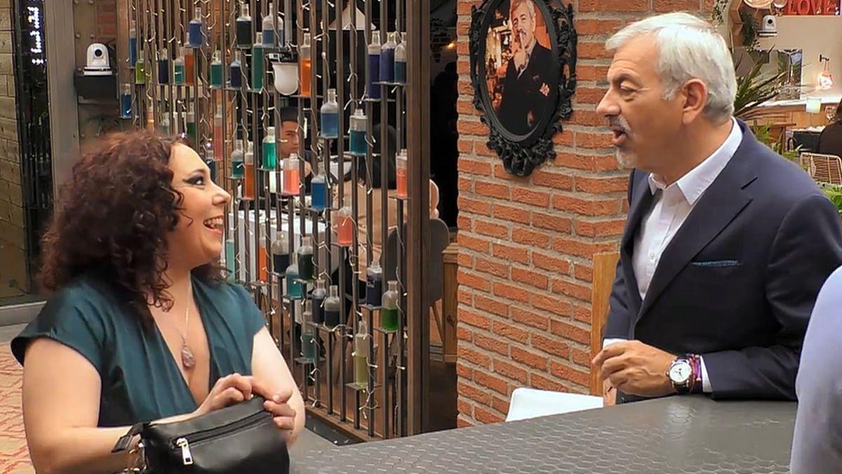 La audiencia estalla contra un comensal de First Dates por “tóxico”