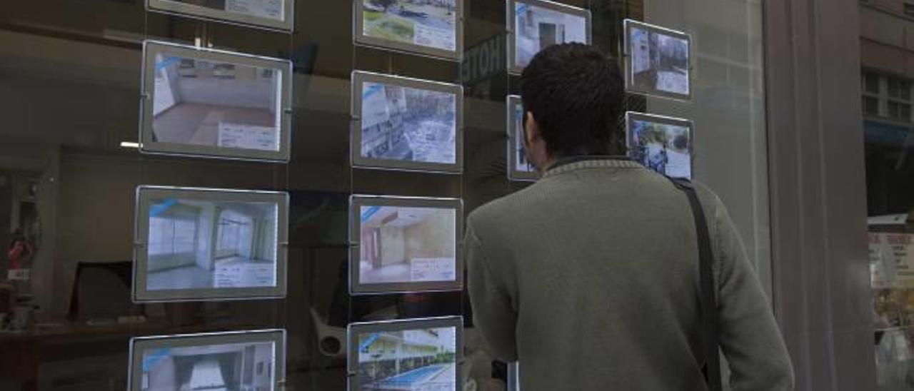 Las inmobiliarias alicantinas ya tienen lista de espera para los alquileres