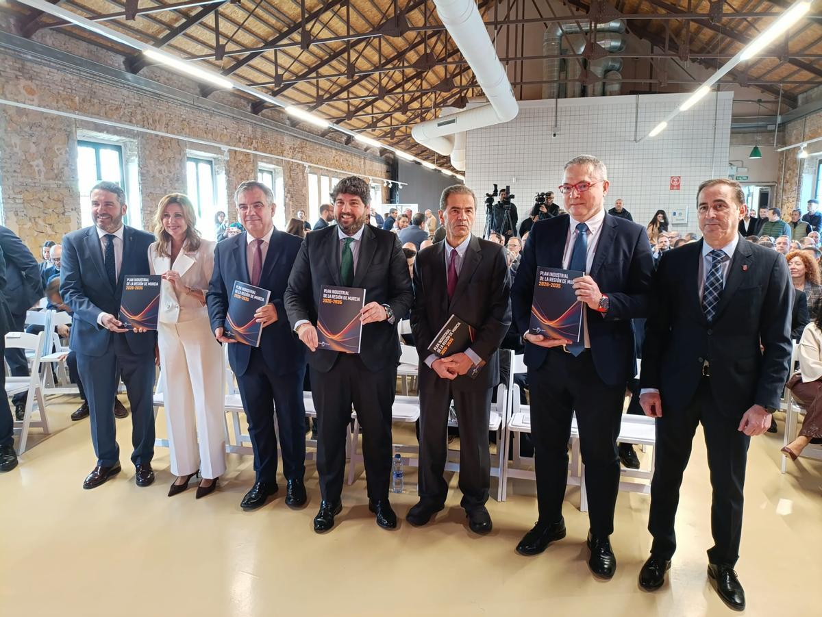 El acto ha contado con la presencia de más de 200 representantes del tejido económico, social e institucional de la Región