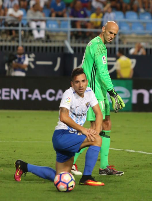 El Málaga no pudo pasar del empate frente al Osasuna en La Rosaleda en el arranque de campeonato.