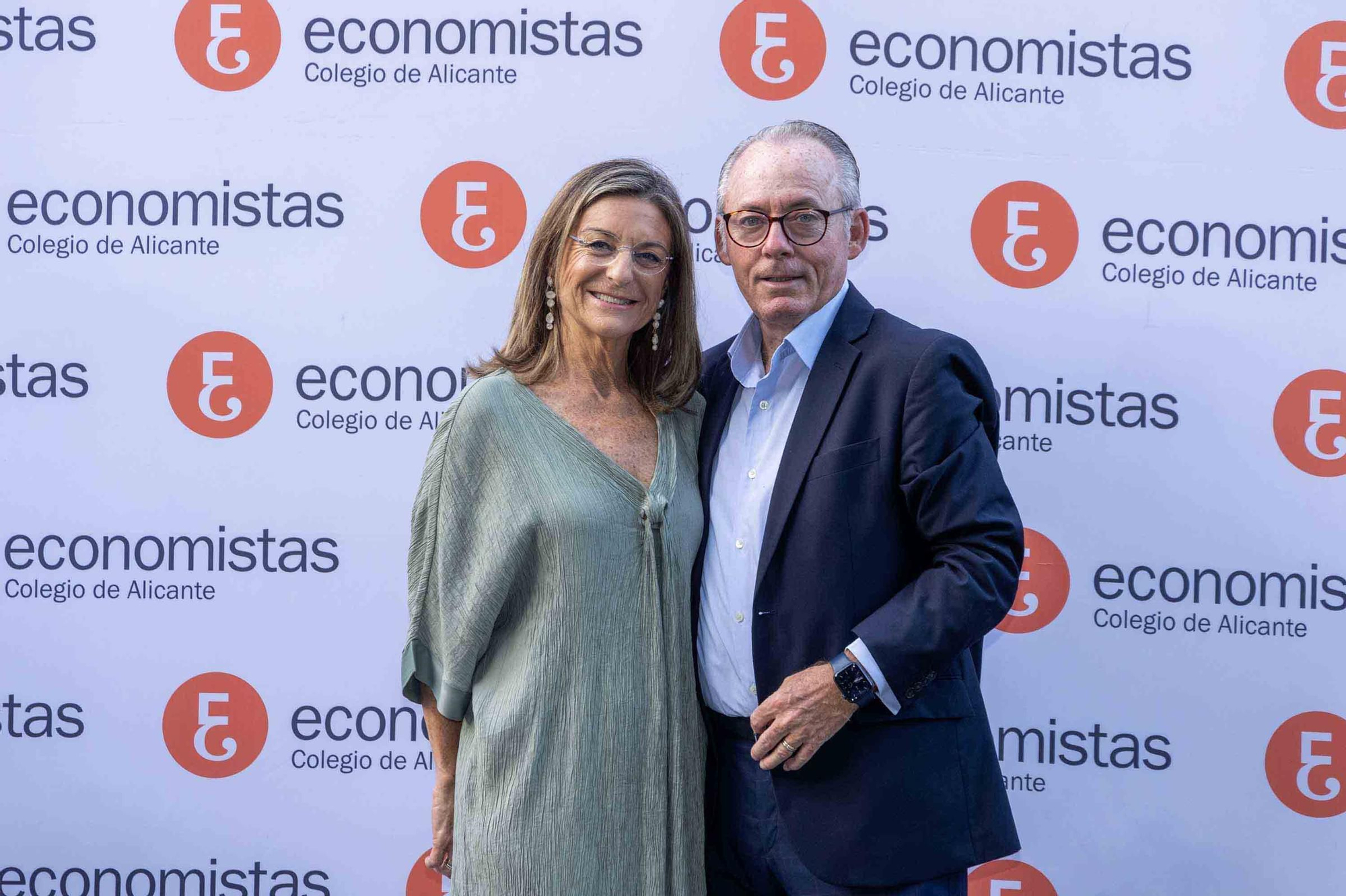 El Colegio de Economistas de Alicante celebra su cena anual en honor a su patrón