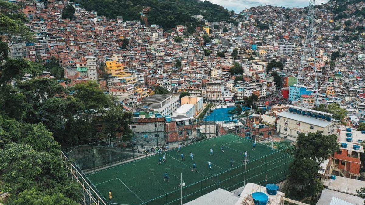 Vista panorámica de la favela de Rocinha (Río de Janeiro).