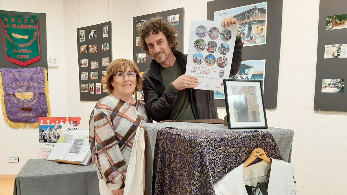 María Jesús Álvarez e Ivo Pérez, en la exposición de los 50 años de La Madreña